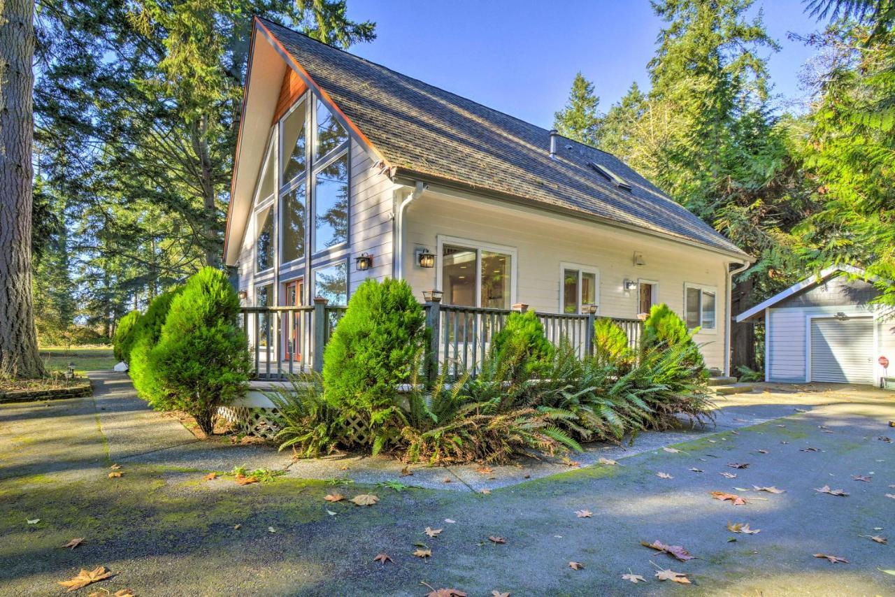 Fox Paws Luxury Cabin - Hot Tub, Fire Pit & Pines! Hansville エクステリア 写真